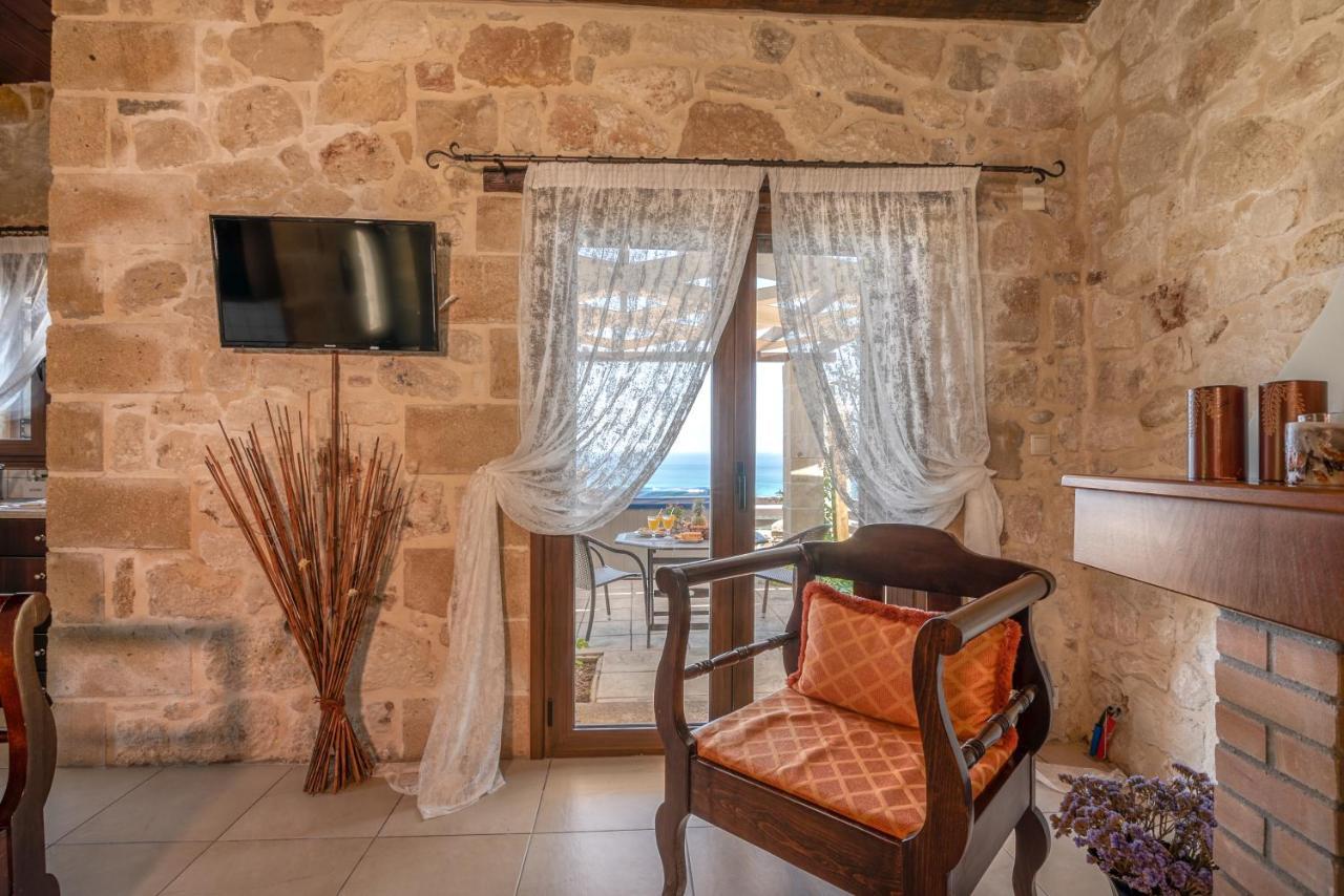 فالاسارنا The Stonemade Houses المظهر الخارجي الصورة